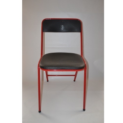 Silla Armazon Rojo Tapizado Negra